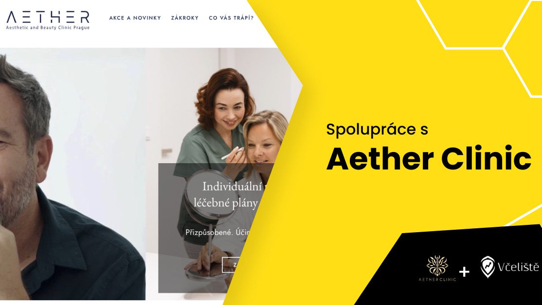 "Obr&aacute;zek ilustruj&iacute;c&iacute; spolupr&aacute;ci s Aether Clinic. Zobrazuje l&eacute;kaře a pacienta během konzultace v klinice. Na pozad&iacute; je text o individu&aacute;ln&iacute;ch l&eacute;čebn&yacute;ch pl&aacute;nech. V prav&eacute;m rohu je logo Aether Clinic a Včeli&scaron;tě, pod nimi n&aacute;pis &sbquo;Spolupr&aacute;ce s Aether Clinic&lsquo;.