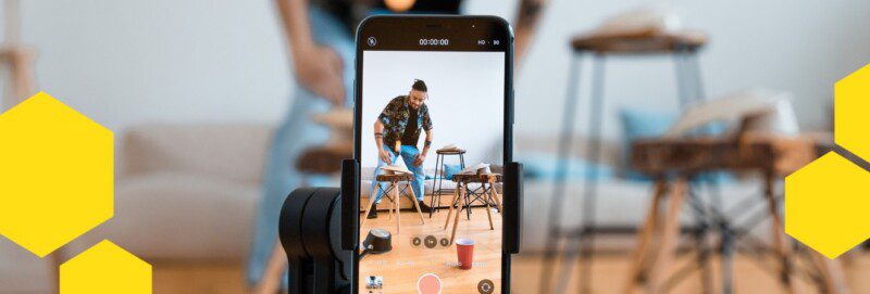 Jak na úspěšná Instagram Reels, Facebook Reels a YouTube Shorts v roce 2026